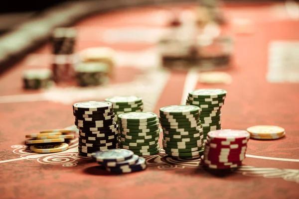 How to Win Consistently Playing Slot Online